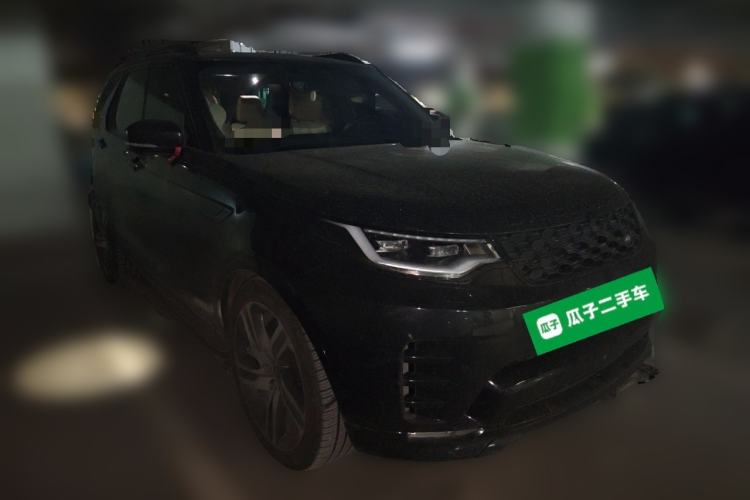 Used Land Rover Discovery 2025 360 PS Dynamic HSE Front Right 45 Deg