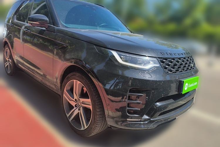 Used Land Rover Discovery 2025 360 PS Dynamic HSE Front Right 45 Deg
