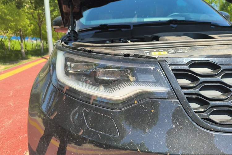 Used Land Rover Discovery 2025 360 PS Dynamic HSE Right Front Headlight