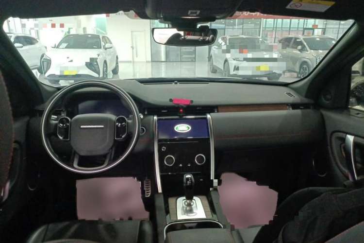 Used Land Rover Discovery Sport 2020 249 PS R-Dynamic Performance Tech Edition 7 Seats Interior 1
