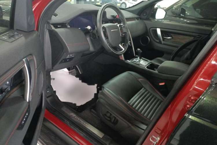 Used Land Rover Discovery Sport 2020 249 PS R-Dynamic Performance Tech Edition 7 Seats Interior 3