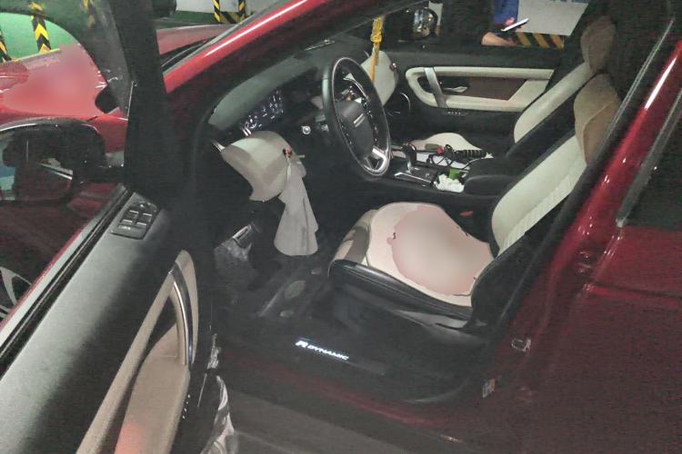 Used Land Rover Discovery Sport 2021 249 PS R-Dynamic HSE Luxury Custom Edition Driver Seat