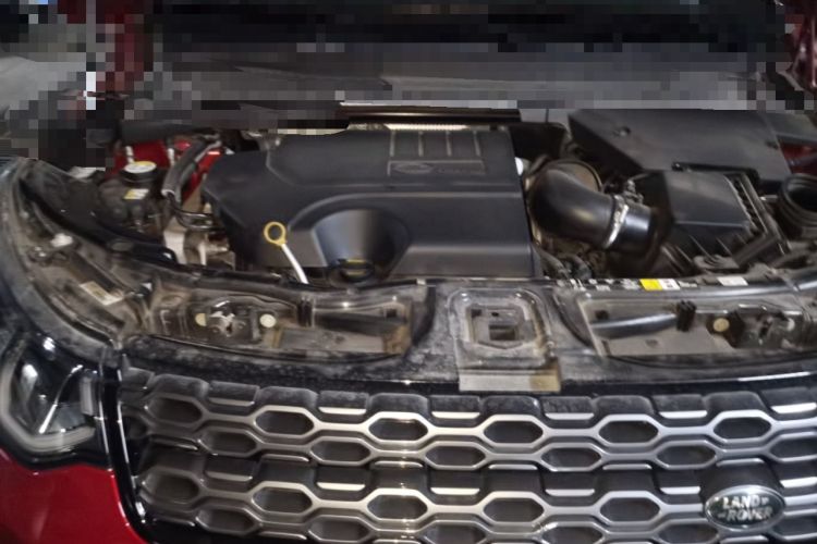 Used Land Rover Discovery Sport 2020 249 PS R-Dynamic Performance Edition Engine Bay Right