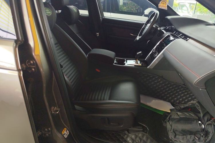 Used Land Rover Discovery Sport 2021 249 PS R-Dynamic S Performance Edition Right Front Seat
