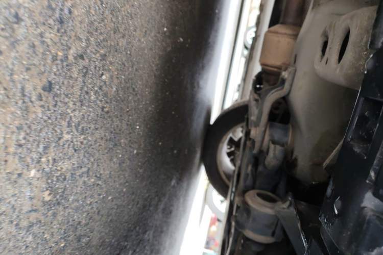 Used Land Rover Discovery Sport 2015 2.0T SE Chassis Front Right