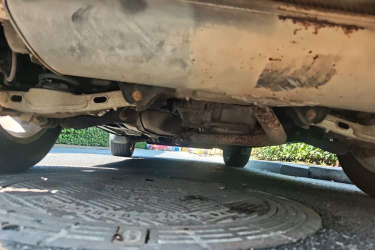 Used Land Rover Discovery Sport 2015 2.0T SE Chassis Rear