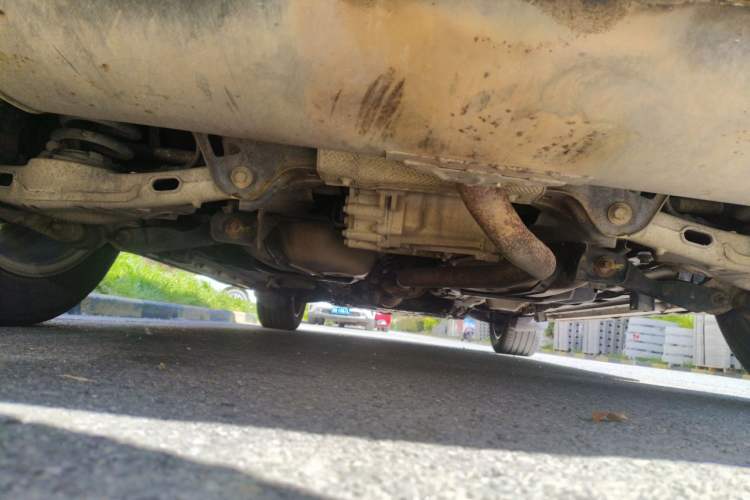Used Land Rover Discovery Sport 2015 2.0T SE Chassis Rear