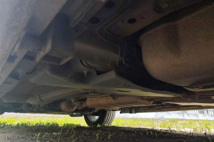 Used Land Rover Discovery Sport 2015 2.0T HSE LUXURY Chassis Rear Left