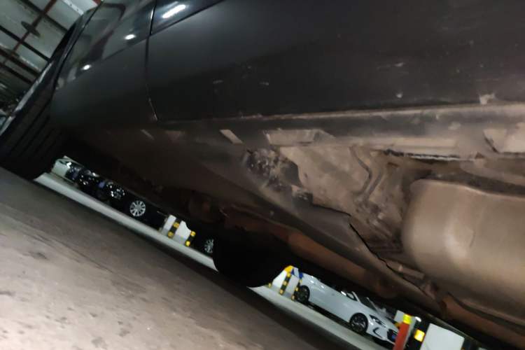 Used Land Rover Discovery Sport 2015 2.0T HSE LUXURY Chassis Rear Left