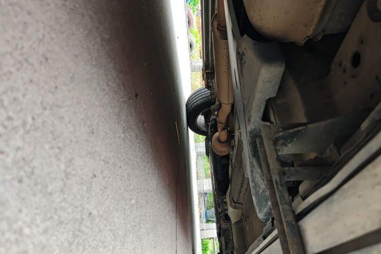 Used Land Rover Discovery Sport 2015 2.0T SE Chassis Rear Right