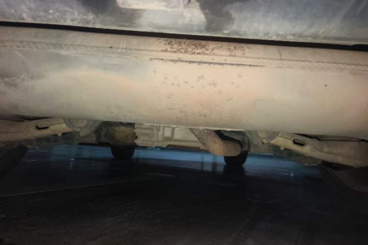 Used Land Rover Discovery Sport 2015 2.0T SE Chassis Rear