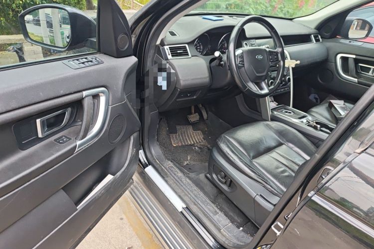 Used Land Rover Discovery Sport 2015 2.0T SE Driver Seat