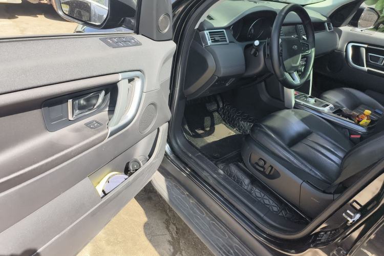 Used Land Rover Discovery Sport 2015 2.0T SE Driver Seat