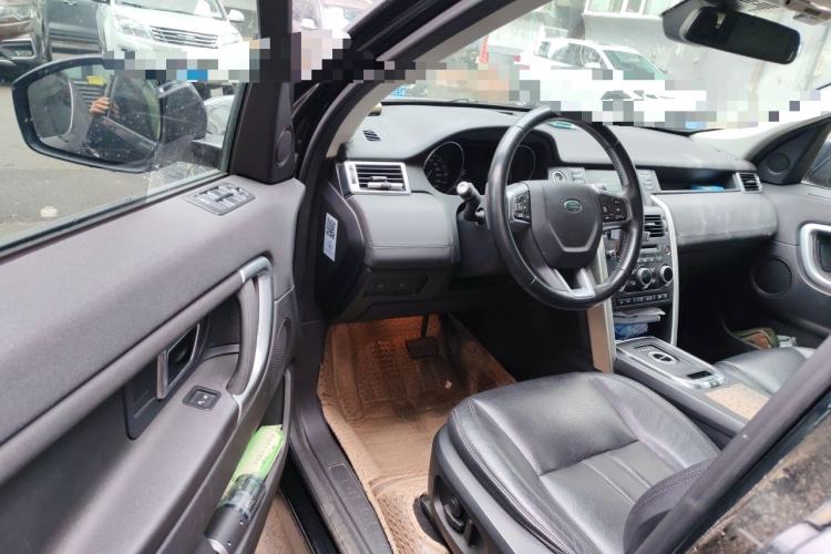 Used Land Rover Discovery Sport 2015 2.0T SE Driver Seat