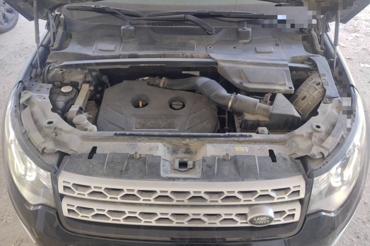 Used Land Rover Discovery Sport 2015 2.0T HSE LUXURY Engine Bay