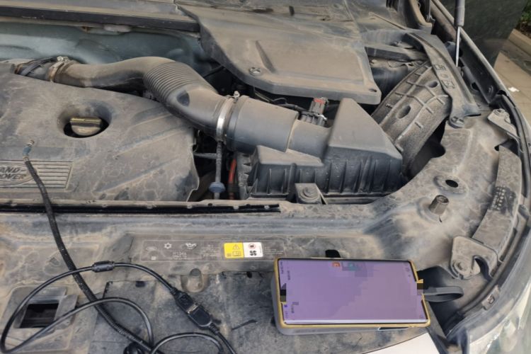 Used Land Rover Discovery Sport 2015 2.0T HSE LUXURY Engine Bay Left