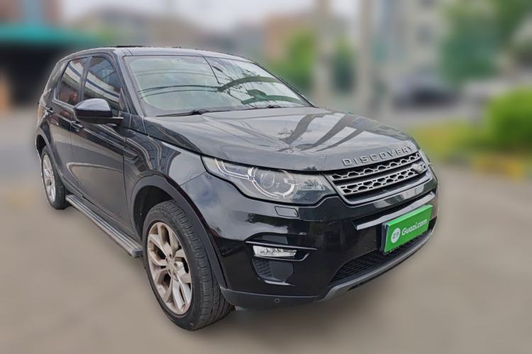 Used Land Rover Discovery Sport 2015 2.0T SE Front Right 45 Deg