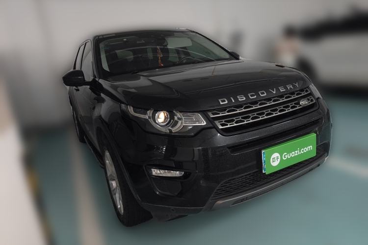 Used Land Rover Discovery Sport 2015 2.0T SE Front Right 45 Deg