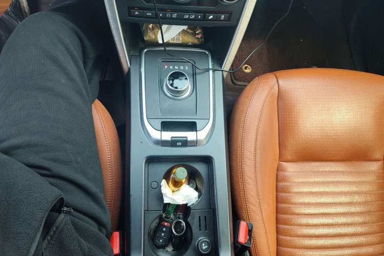 Used Land Rover Discovery Sport 2015 2.0T HSE LUXURY Gear Lever