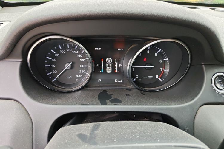 Used Land Rover Discovery Sport 2015 2.0T SE Instrument Cluster