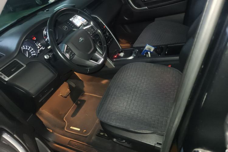 Used Land Rover Discovery Sport 2015 2.0T SE Left Front Seat