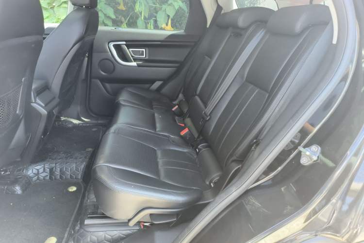 Used Land Rover Discovery Sport 2015 2.0T SE Left Rear Seat