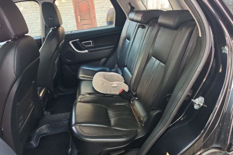 Used Land Rover Discovery Sport 2015 2.0T SE Left Rear Seat
