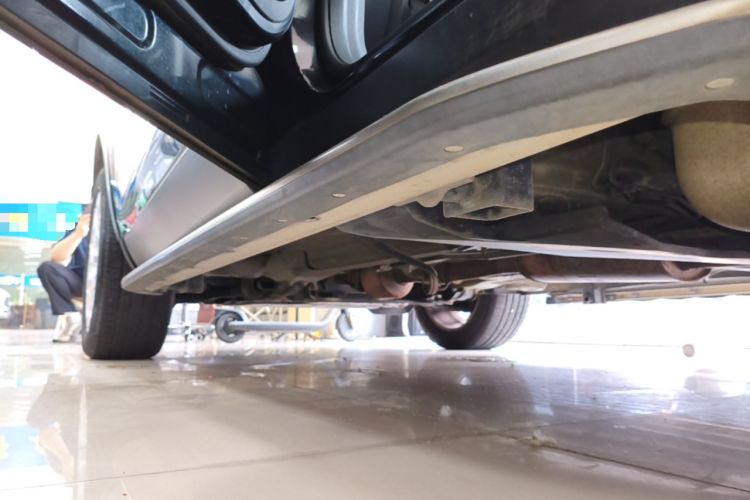 Used Land Rover Discovery Sport 2015 2.0T HSE LUXURY Left Side Sill
