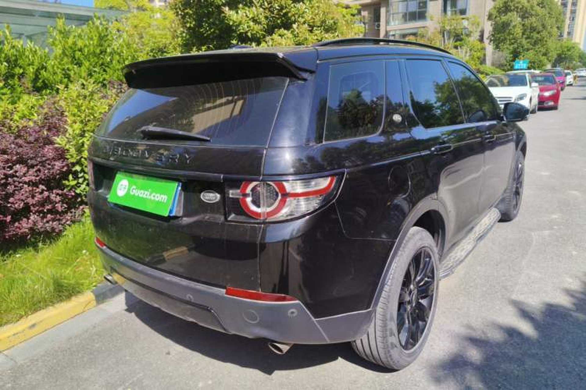 Used Land Rover Discovery Sport 2015 2.0T SE Rear Right 45 Deg