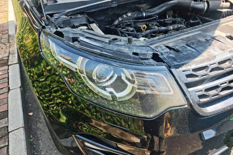 Used Land Rover Discovery Sport 2015 2.0T SE Right Front Headlight
