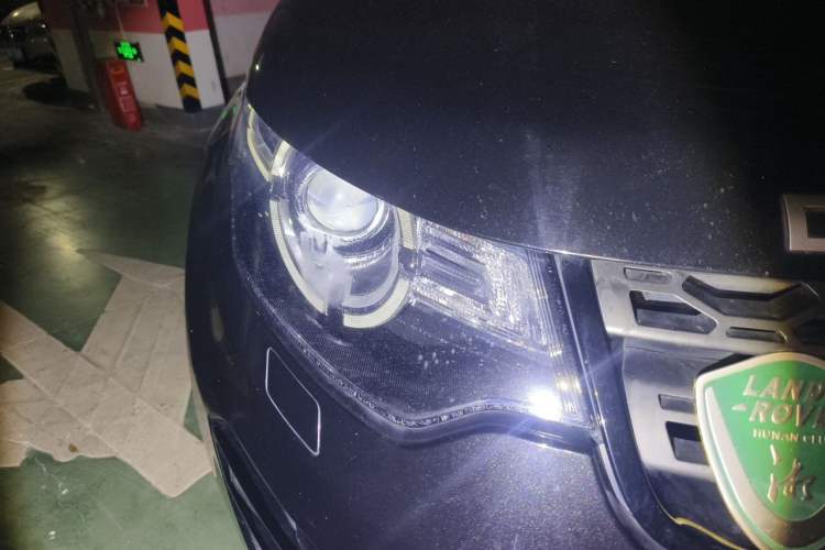 Used Land Rover Discovery Sport 2015 2.0T SE Right Front Headlight
