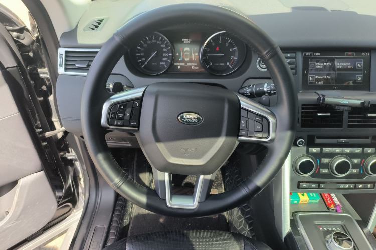 Used Land Rover Discovery Sport 2015 2.0T SE Steering Wheel