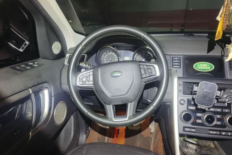 Used Land Rover Discovery Sport 2015 2.0T SE Steering Wheel