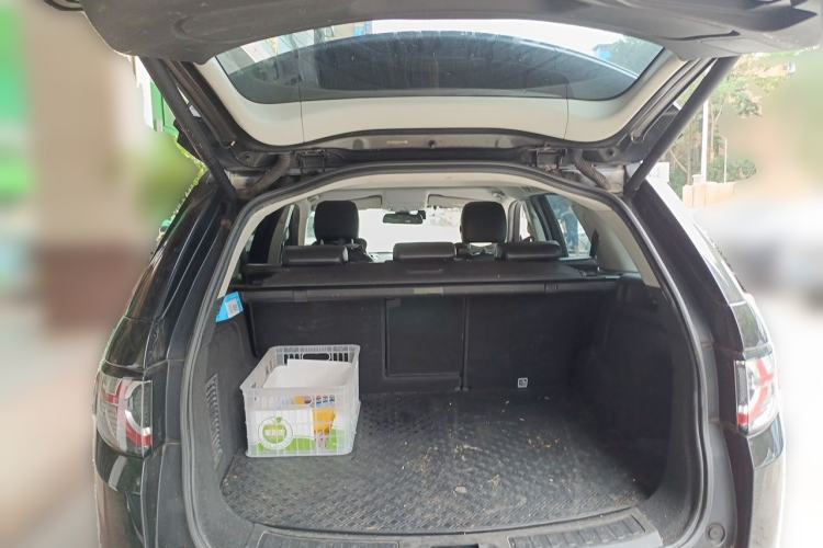 Used Land Rover Discovery Sport 2015 2.0T HSE LUXURY Trunk
