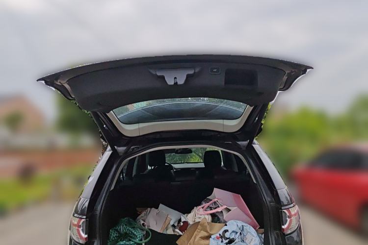 Used Land Rover Discovery Sport 2015 2.0T SE Trunk