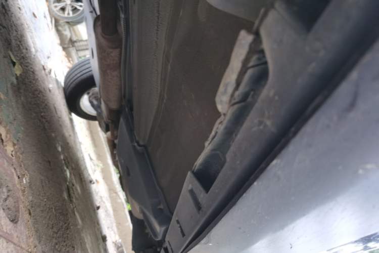Used Land Rover Discovery Sport 2015 2.0T SE Chassis Front Left