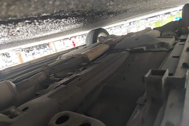 Used Land Rover Discovery Sport 2015 2.0T SE Chassis Front Right