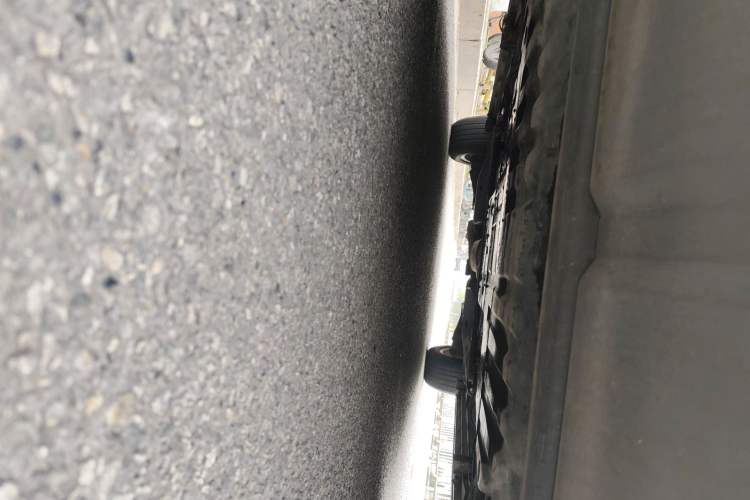 Used Land Rover Discovery Sport 2015 2.0T SE Chassis Front