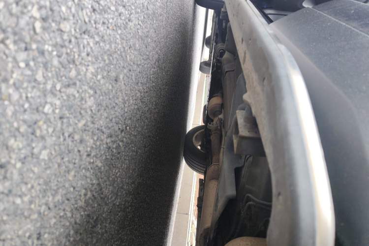 Used Land Rover Discovery Sport 2015 2.0T SE Chassis Rear Left