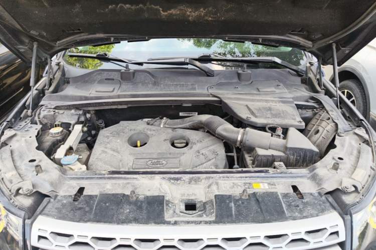 Used Land Rover Discovery Sport 2015 2.0T HSE LUXURY Engine Bay