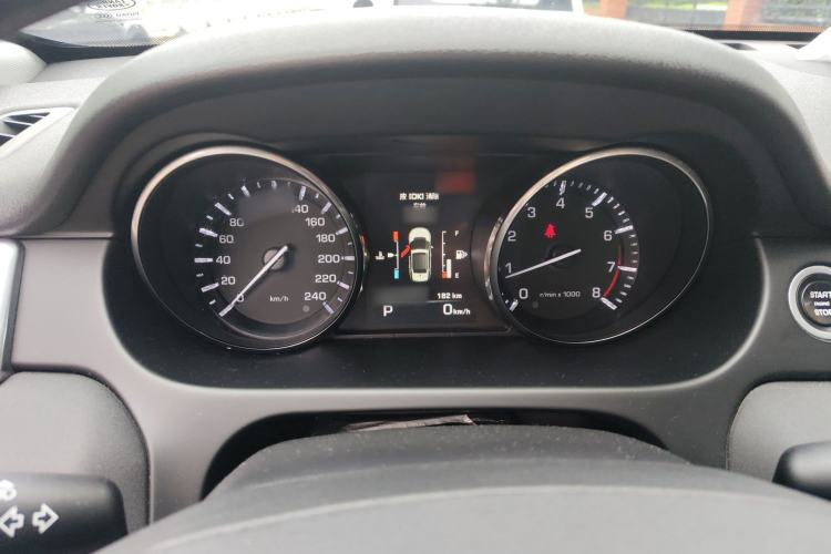 Used Land Rover Discovery Sport 2015 2.0T SE Instrument Cluster