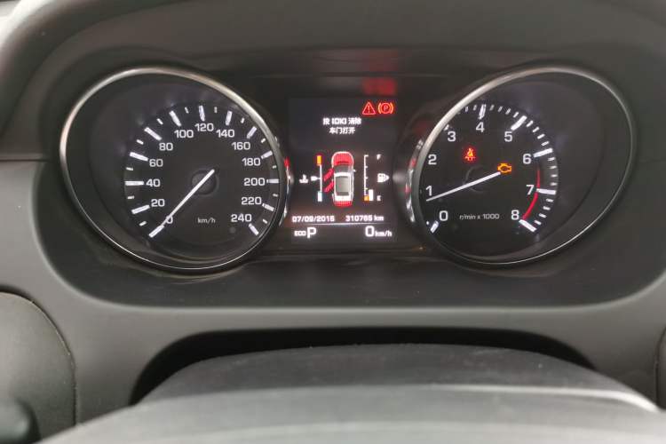 Used Land Rover Discovery Sport 2015 2.0T SE Instrument Cluster