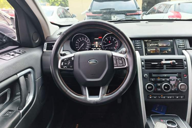Used Land Rover Discovery Sport 2015 2.0T HSE LUXURY Steering Wheel