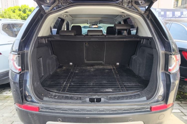 Used Land Rover Discovery Sport 2015 2.0T HSE LUXURY Trunk