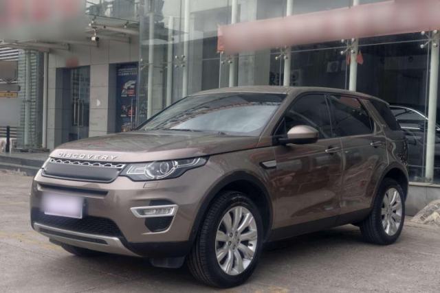 Land Rover Discovery Sport 2015 2.0T HSE LUXURY مستعملة