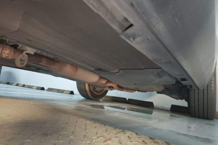 Used Land Rover Discovery Sport 2015 2.0T SE Chassis Front Left