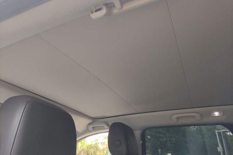 Used Land Rover Discovery Sport 2015 2.0T HSE LUXURY Headliner