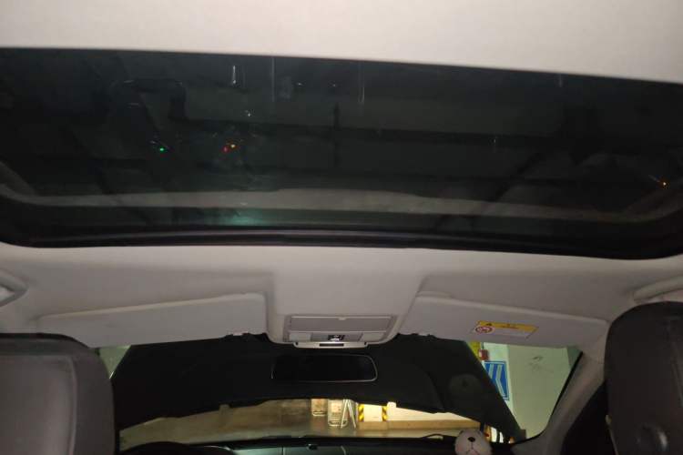 Used Land Rover Discovery Sport 2015 2.0T HSE LUXURY Headliner
