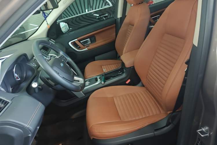 Used Land Rover Discovery Sport 2015 2.0T HSE LUXURY Left Front Seat
