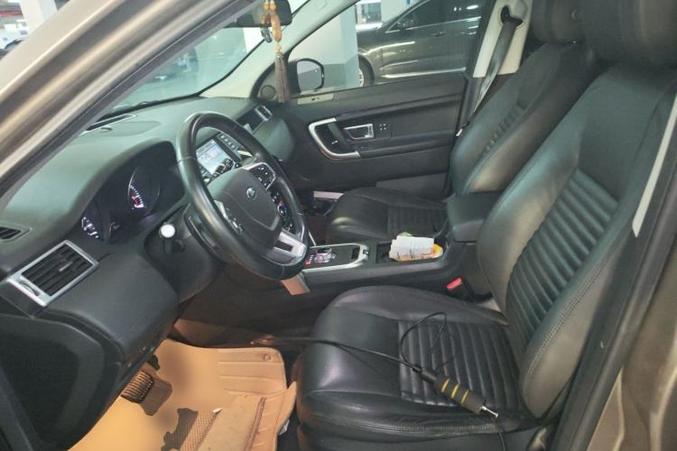 Used Land Rover Discovery Sport 2015 2.0T SE Left Front Seat